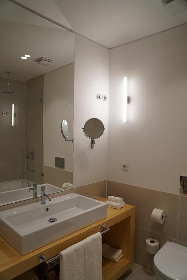 Flora Baixa Apartments リスボン エクステリア 写真